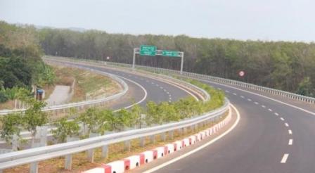 Ngày 8 2, thông xe toàn tuyến cao tốc hiện đại nhất Việt Nam